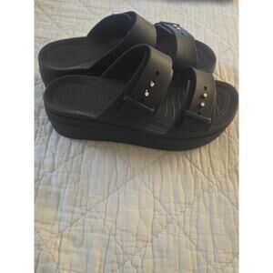 Crocs Womens Brooklyn Buckle Black Double Strap Wedge Slide Sandals Size 6 heel